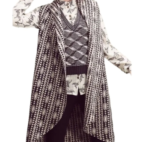 Anthropologie Sweaters - Anthropologie Moth Sleeveless Open Sweater Sz XS/S Cardigan Black/Cream